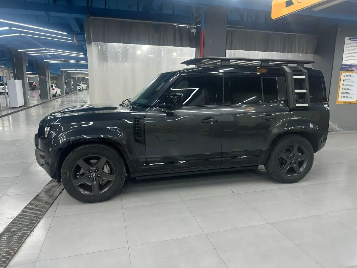 2023 Land Rover Defender 3.0T 400HP L6 8AT,autocango,china used car exporter,china ev exporter,chinese used car exporter,chinese used ev exporter