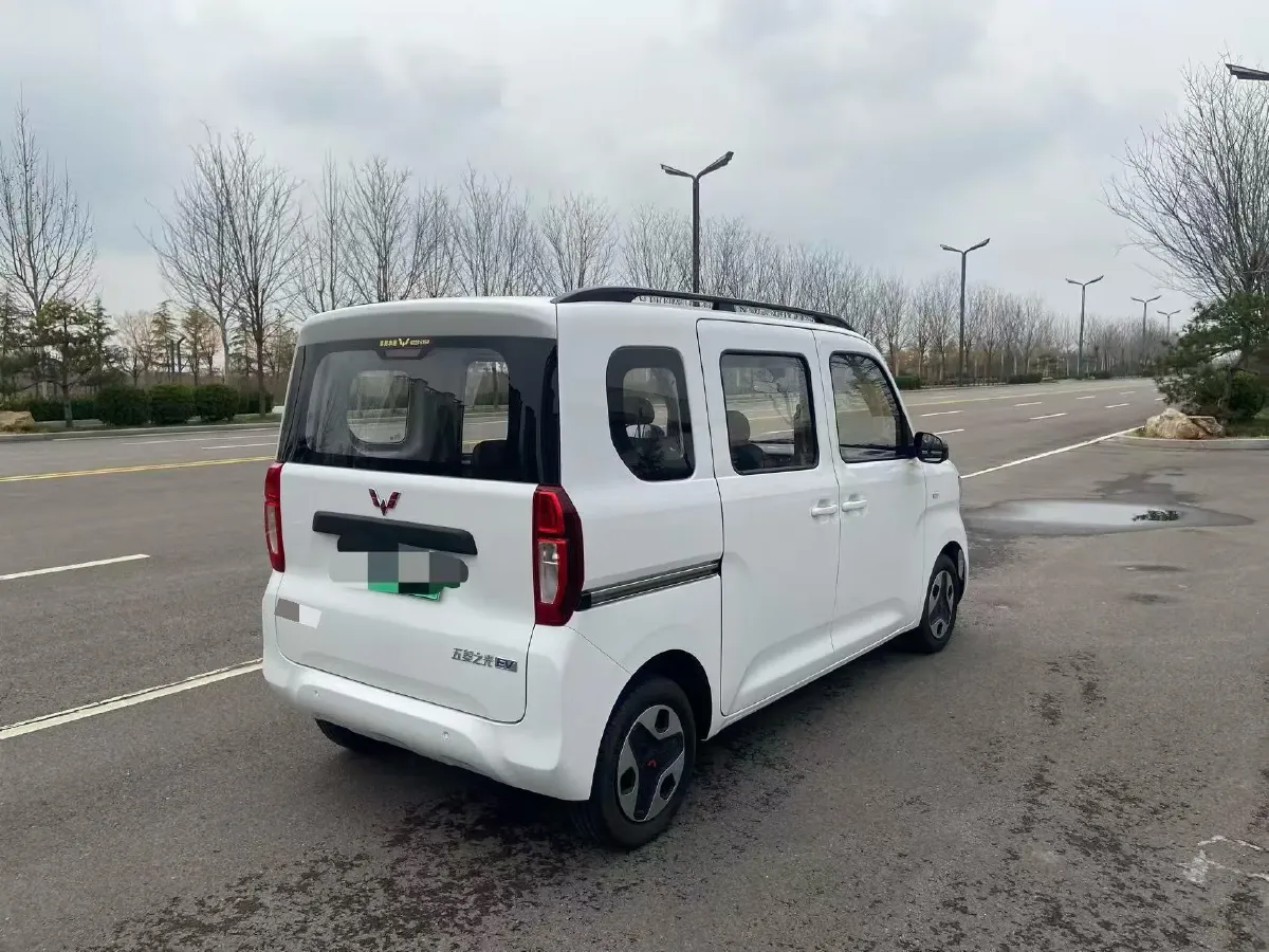 2025 WuLing ZhiGuang BEV 17.7KWH,autocango,china used car exporter,china ev exporter,chinese used car exporter,chinese used ev exporter