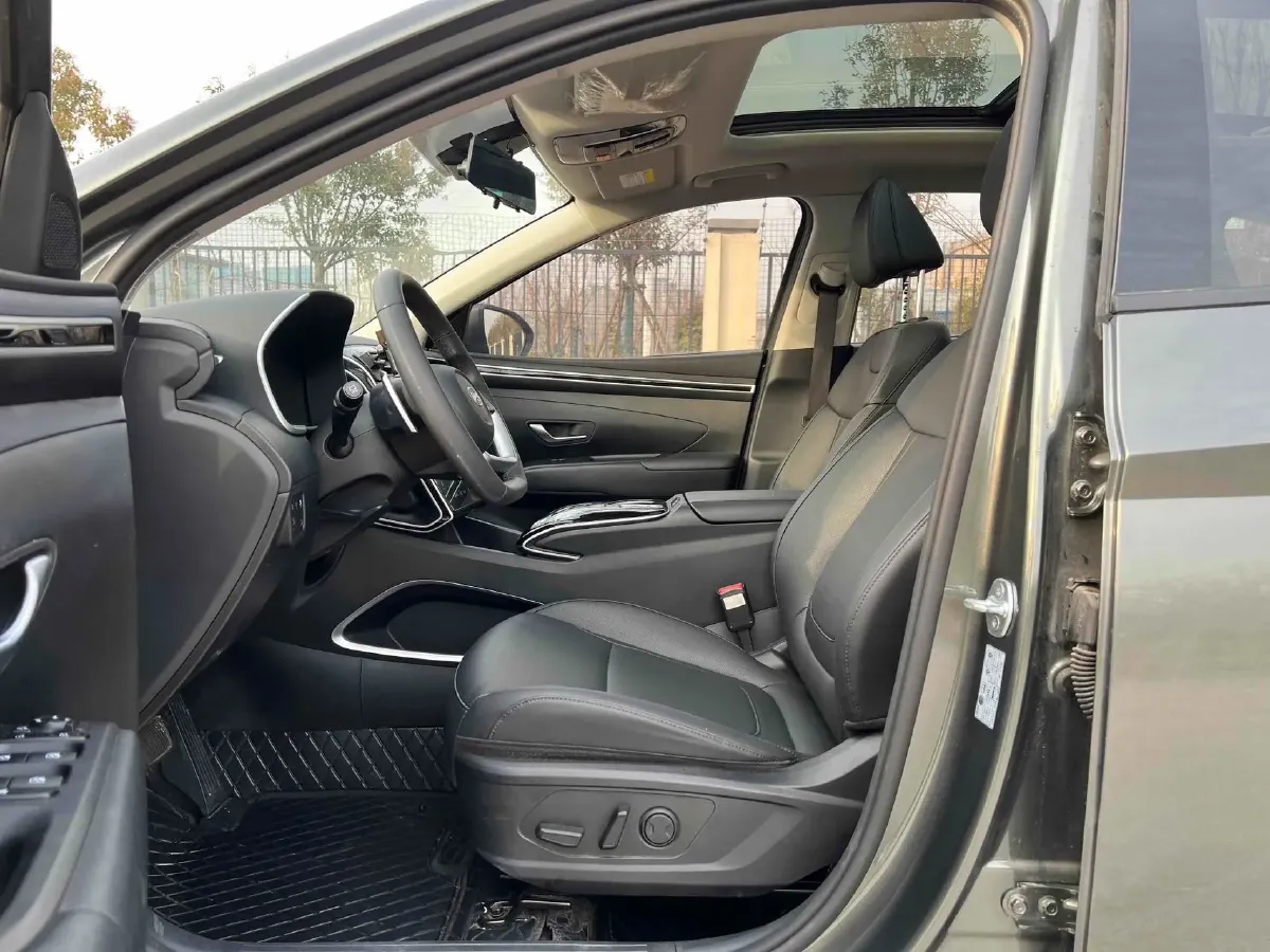 2023 Hyundai Tucson 1.5T 200HP L4 8AT,autocango,china used car exporter,china ev exporter,chinese used car exporter,chinese used ev exporter