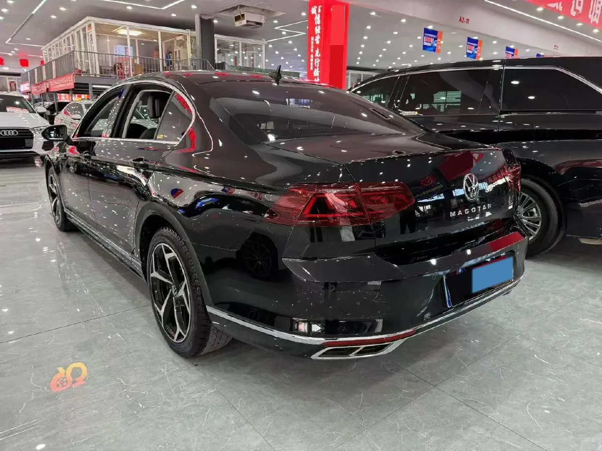 2023 Volkswagen Magotan 2.0T 186HP L4 7DCT,autocango,china used car exporter,china ev exporter,chinese used car exporter,chinese used ev exporter