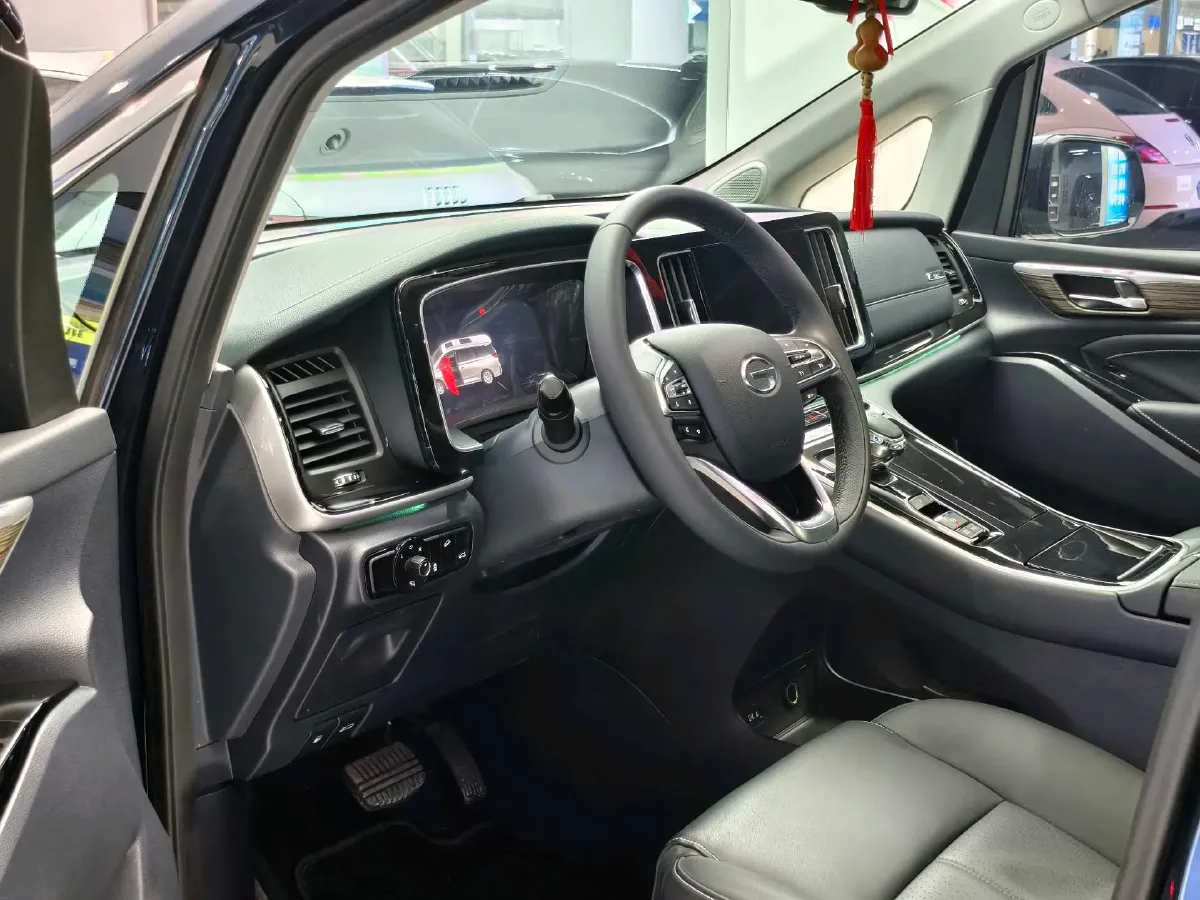 2023 GAC Trumpchi M8 2.0T 252HP L4 8AT,autocango,china used car exporter,china ev exporter,chinese used car exporter,chinese used ev exporter