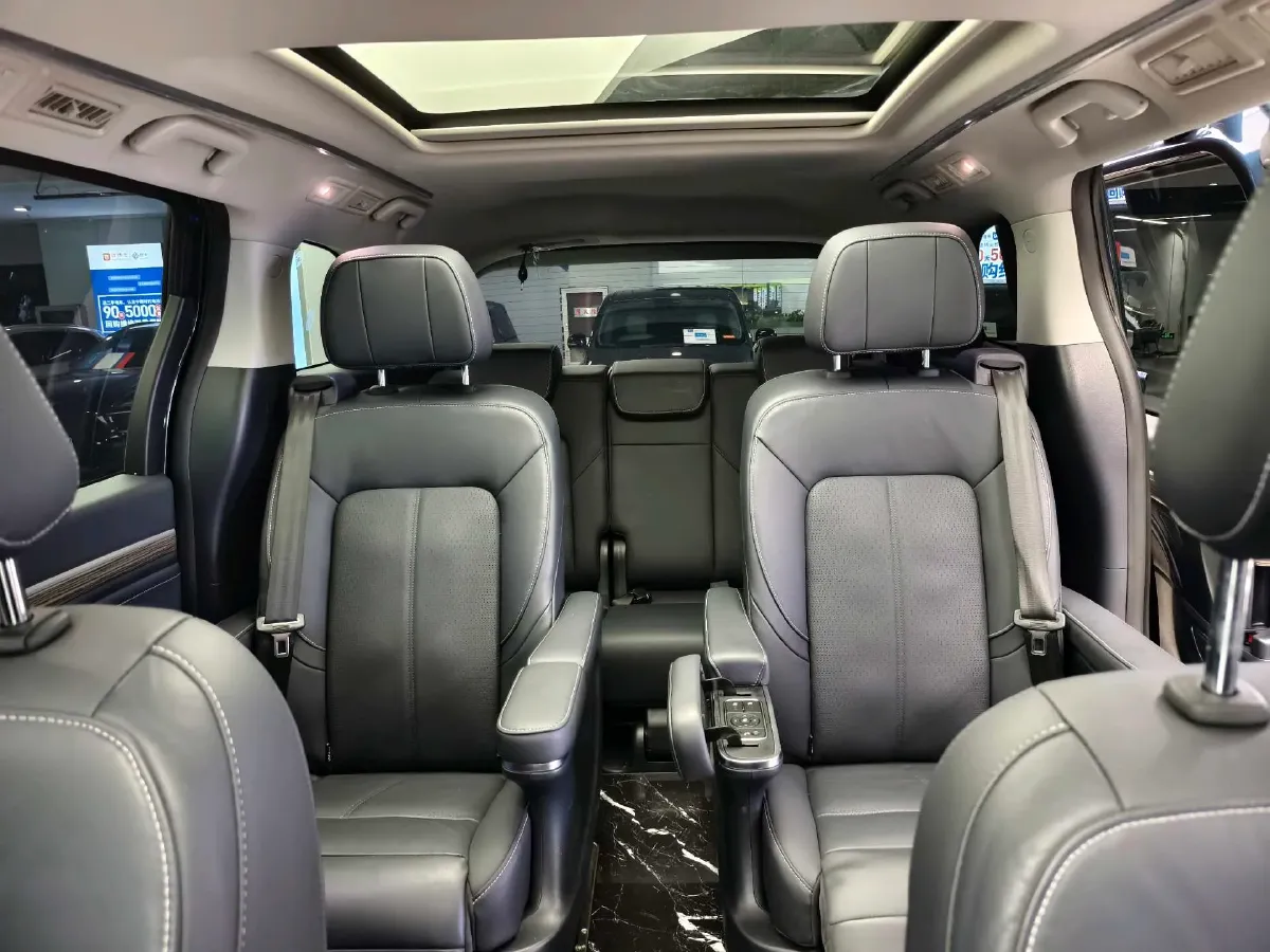 2023 GAC Trumpchi M8 2.0T 252HP L4 8AT,autocango,china used car exporter,china ev exporter,chinese used car exporter,chinese used ev exporter