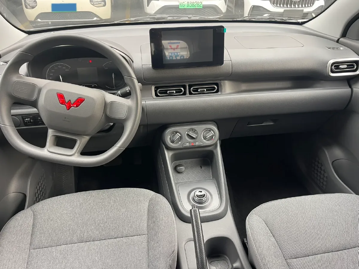 2025 WuLing HongGuang New Energy REEV 99HP REEV,autocango,china used car exporter,china ev exporter,chinese used car exporter,chinese used ev exporter