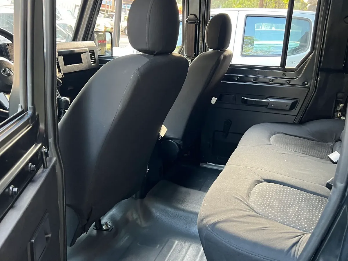 2020 BAW 212 2.4T 211HP L4 6MT,autocango,china used car exporter,china ev exporter,chinese used car exporter,chinese used ev exporter