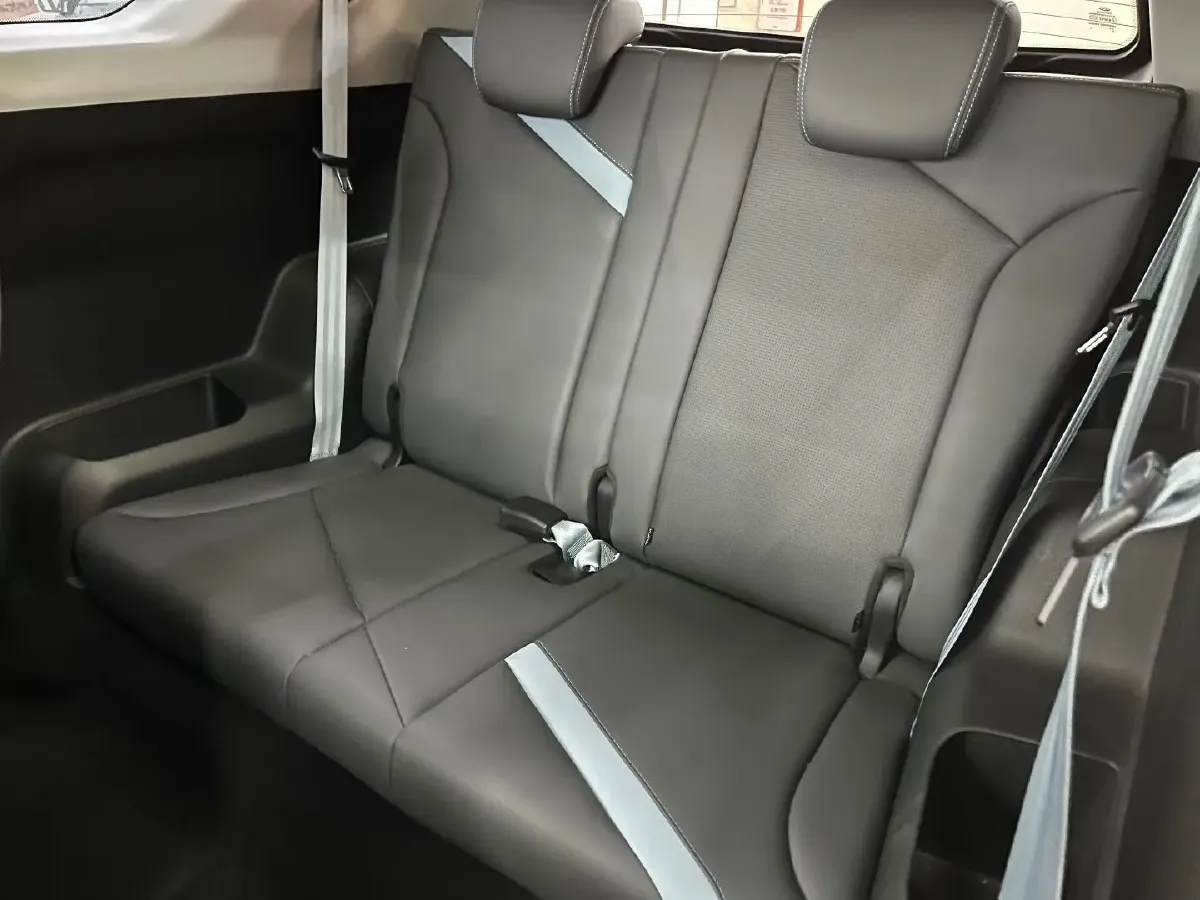 2022 Chery Arrizo 5 GT 1.6T 197HP L4 7DCT,autocango,china used car exporter,china ev exporter,chinese used car exporter,chinese used ev exporter