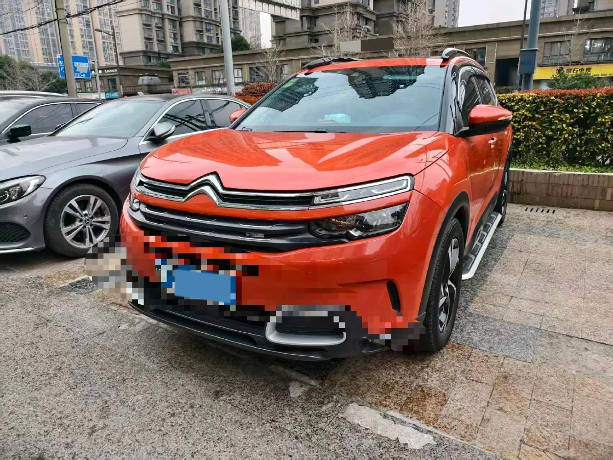2017 Citroen C5 Aircross 1.6T 167HP L4 6AT,autocango,china used car exporter,china ev exporter,chinese used car exporter,chinese used ev exporter