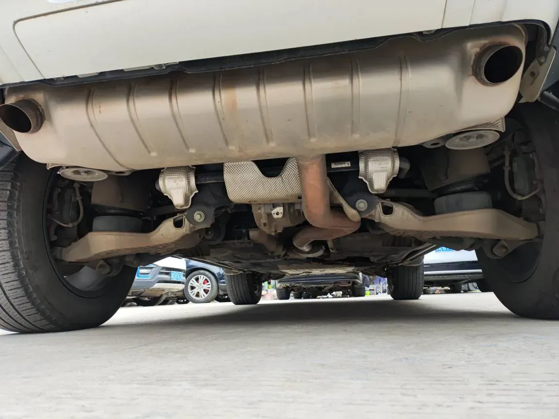 2021 Land Rover Defender 3.0T 400HP L6 8AT,autocango,china used car exporter,china ev exporter,chinese used car exporter,chinese used ev exporter