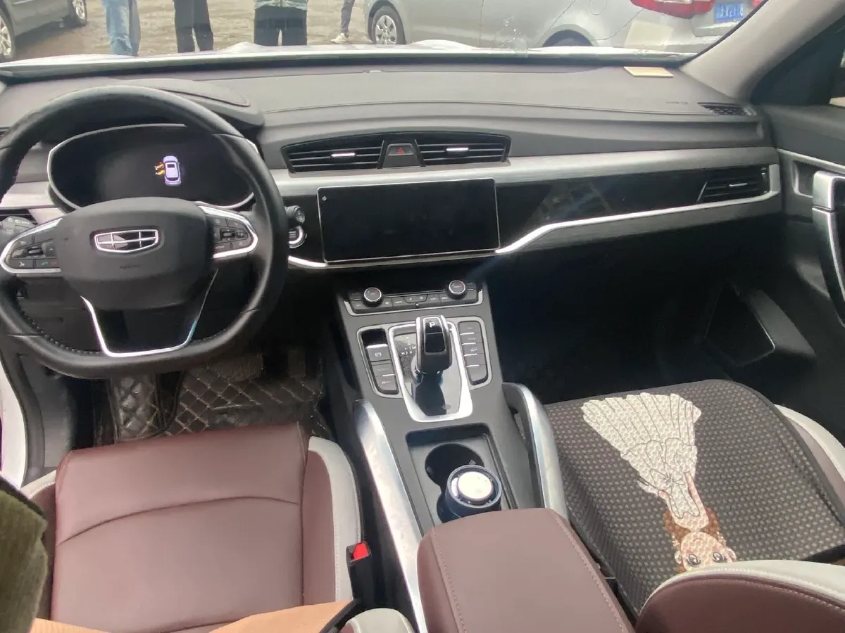 2022 Geely Azkarra 1.8T 184HP L4 7DCT,autocango,china used car exporter,china ev exporter,chinese used car exporter,chinese used ev exporter