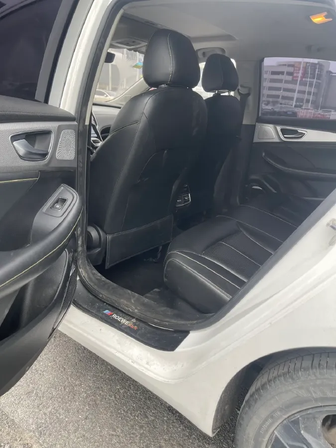 2021 Roewe i6 MAX 1.5T 169HP L4 AMT PHEV,autocango,china used car exporter,china ev exporter,chinese used car exporter,chinese used ev exporter