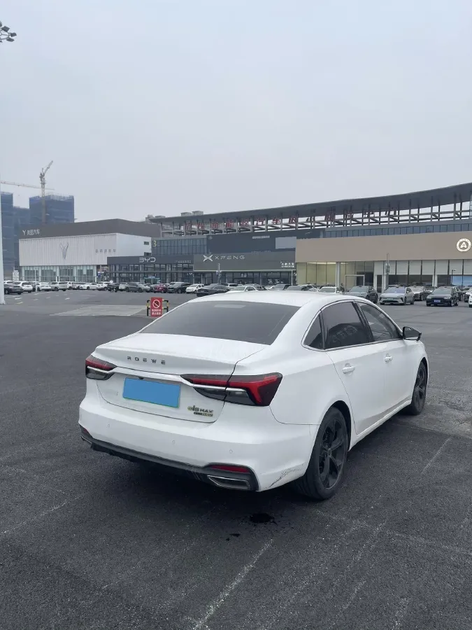 2021 Roewe i6 MAX 1.5T 169HP L4 AMT PHEV,autocango,china used car exporter,china ev exporter,chinese used car exporter,chinese used ev exporter