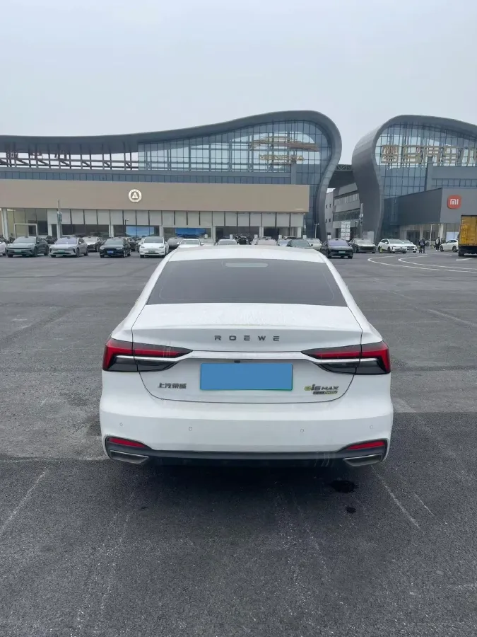 2021 Roewe i6 MAX 1.5T 169HP L4 AMT PHEV,autocango,china used car exporter,china ev exporter,chinese used car exporter,chinese used ev exporter