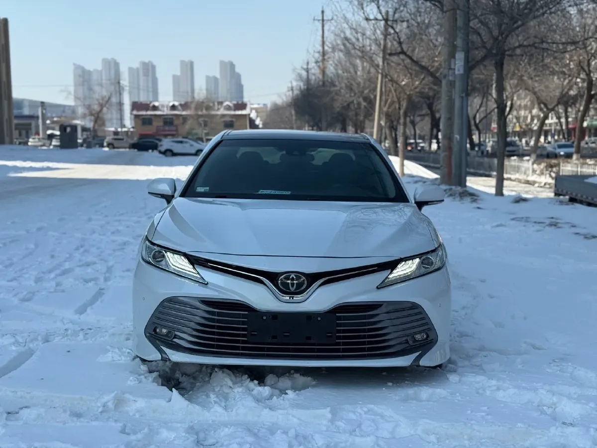2019 Toyota Camry 2.5L 209HP L4 8AT,autocango,china used car exporter,china ev exporter,chinese used car exporter,chinese used ev exporter