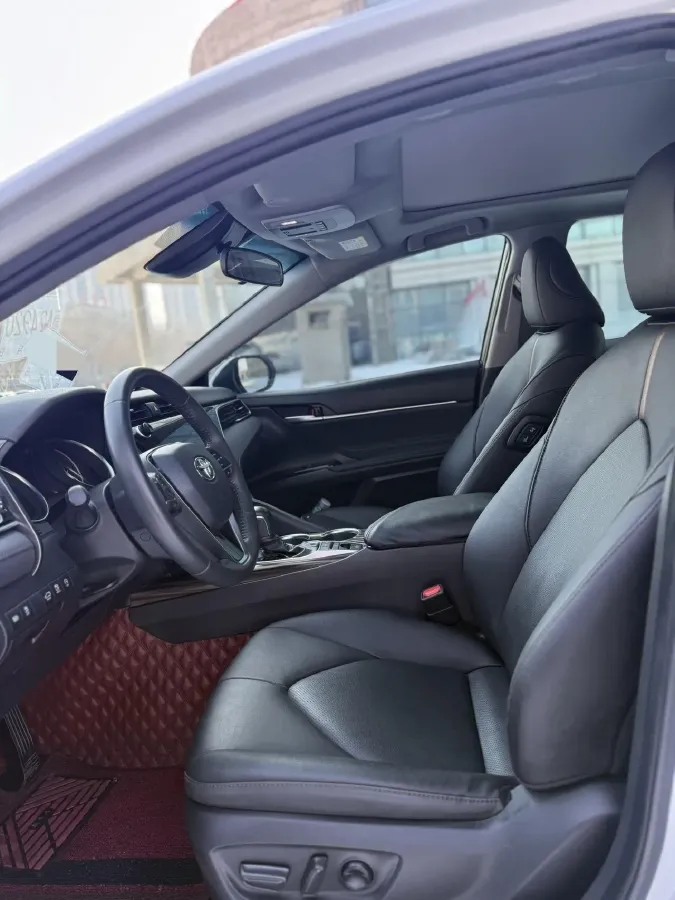 2019 Toyota Camry 2.5L 209HP L4 8AT,autocango,china used car exporter,china ev exporter,chinese used car exporter,chinese used ev exporter