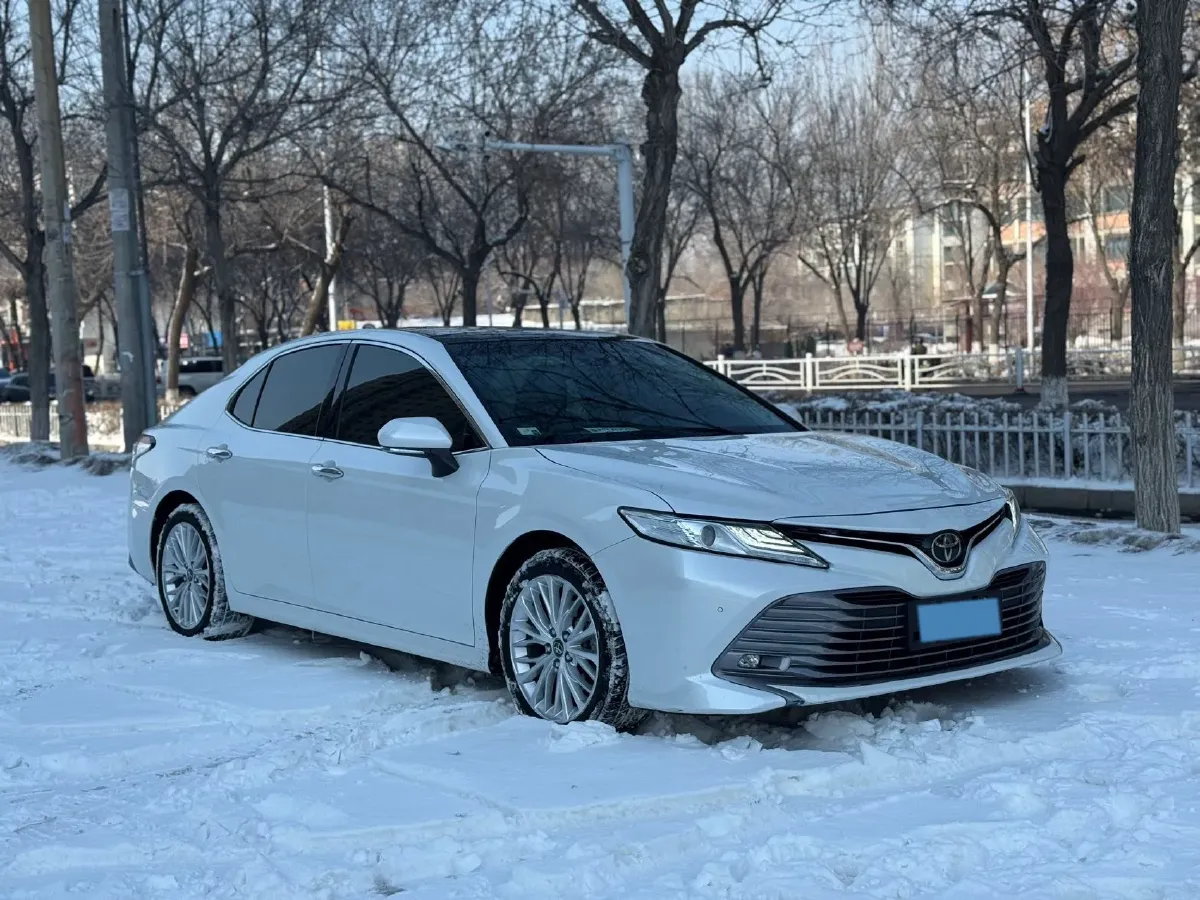 2019 Toyota Camry 2.5L 209HP L4 8AT,autocango,china used car exporter,china ev exporter,chinese used car exporter,chinese used ev exporter