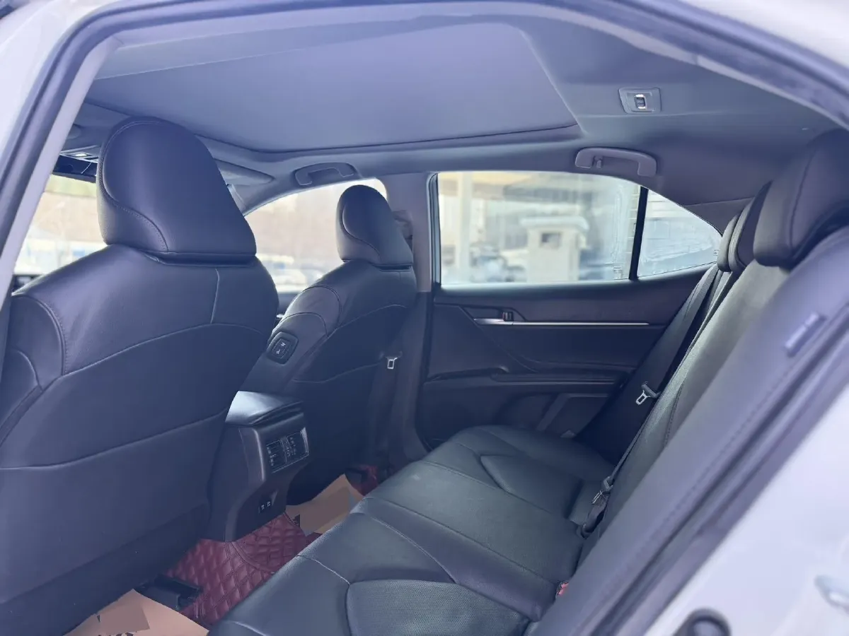 2019 Toyota Camry 2.5L 209HP L4 8AT,autocango,china used car exporter,china ev exporter,chinese used car exporter,chinese used ev exporter