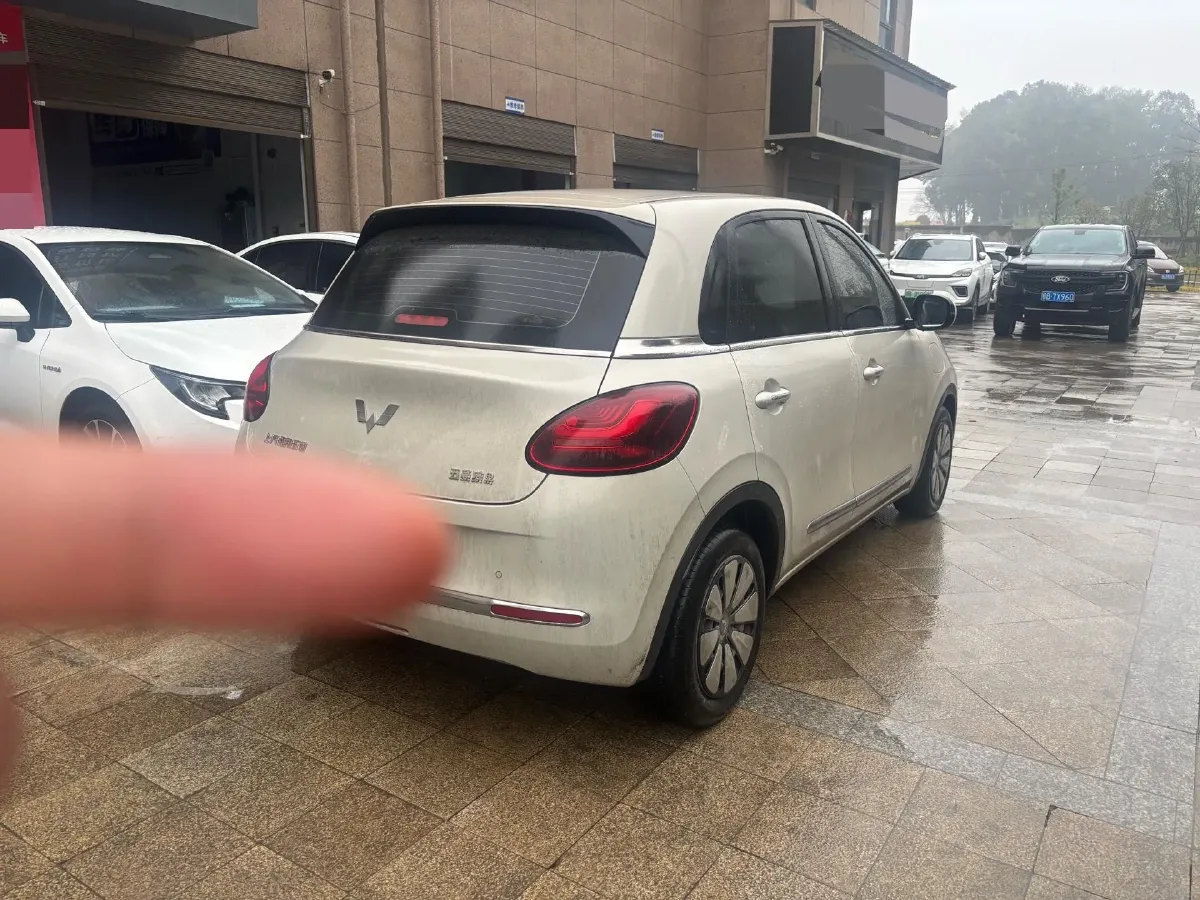 2023 WuLing BinGuo BEV 31.9KWH,autocango,china used car exporter,china ev exporter,chinese used car exporter,chinese used ev exporter