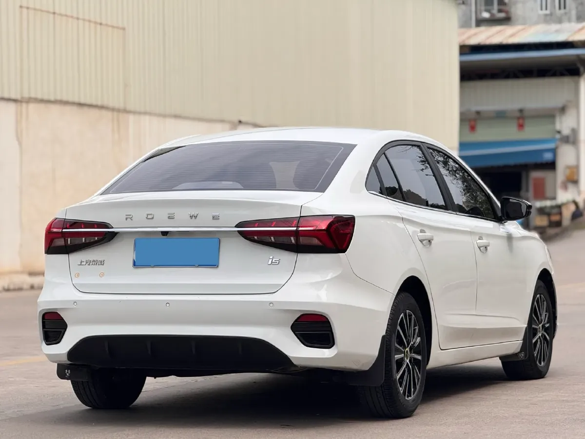 2021 Roewe i5 1.5L 120HP L4 CVT,autocango,china used car exporter,china ev exporter,chinese used car exporter,chinese used ev exporter