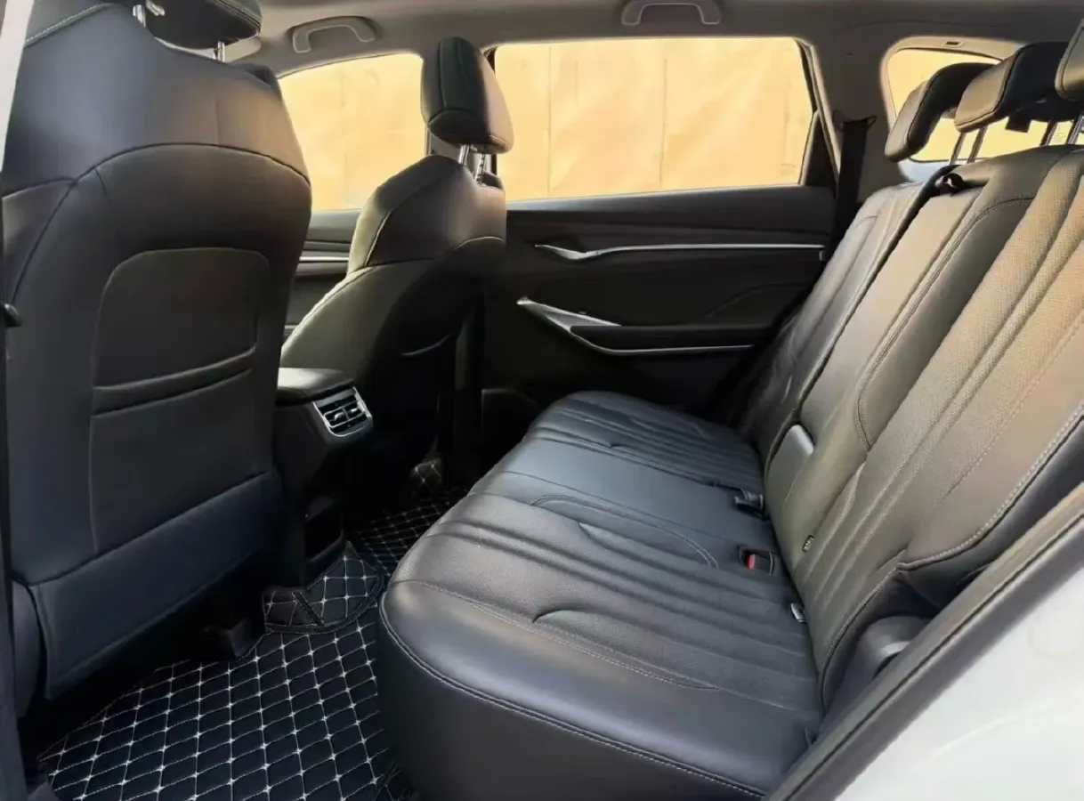 2021 ChangAn CS75 Plus 1.5T 178HP L4 6AT,autocango,china used car exporter,china ev exporter,chinese used car exporter,chinese used ev exporter