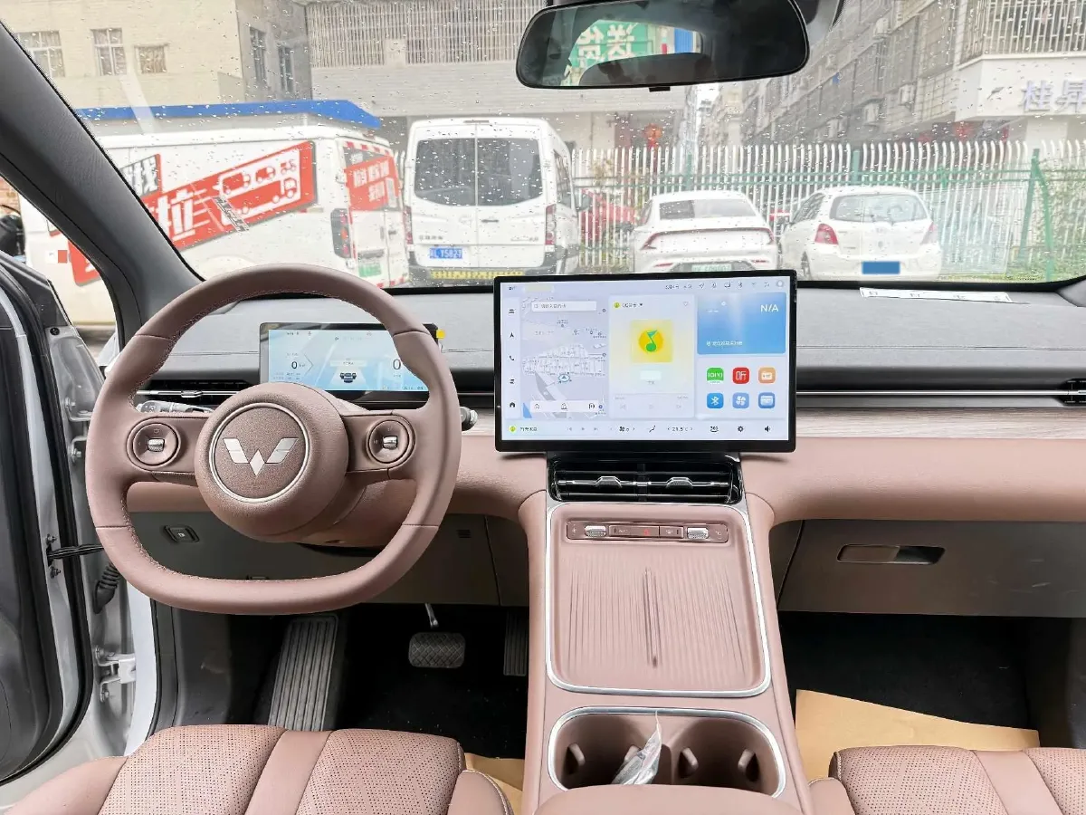 2024 WuLing XingGuangS 1.5L 106HP L4 E-CVT PHEV 20.5KWH,autocango,china used car exporter,china ev exporter,chinese used car exporter,chinese used ev exporter