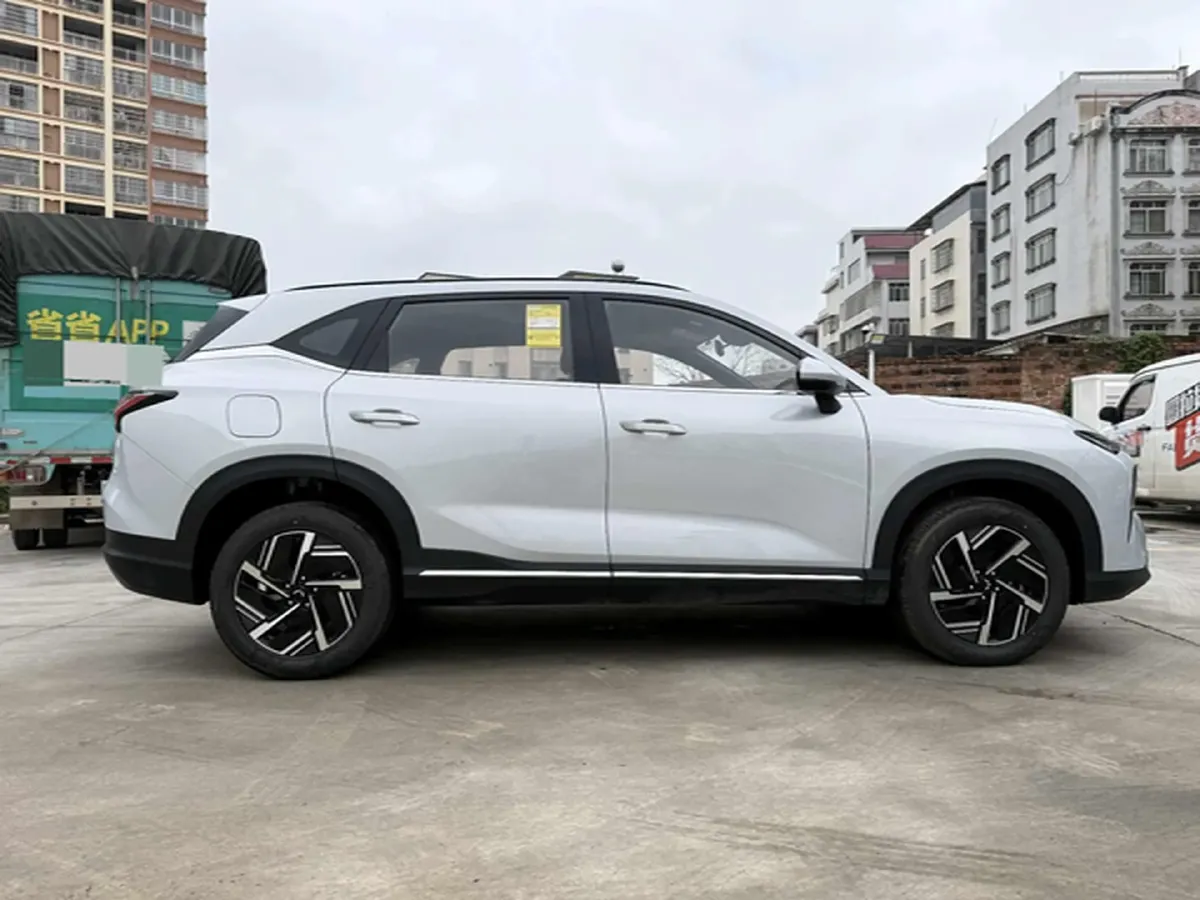 2024 WuLing XingGuangS 1.5L 106HP L4 E-CVT PHEV 20.5KWH,autocango,china used car exporter,china ev exporter,chinese used car exporter,chinese used ev exporter
