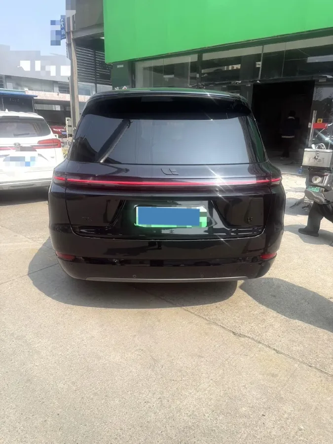 2024 Li L9 Range Extended 154HP REEV 52.3KWH,autocango,china used car exporter,china ev exporter,chinese used car exporter,chinese used ev exporter