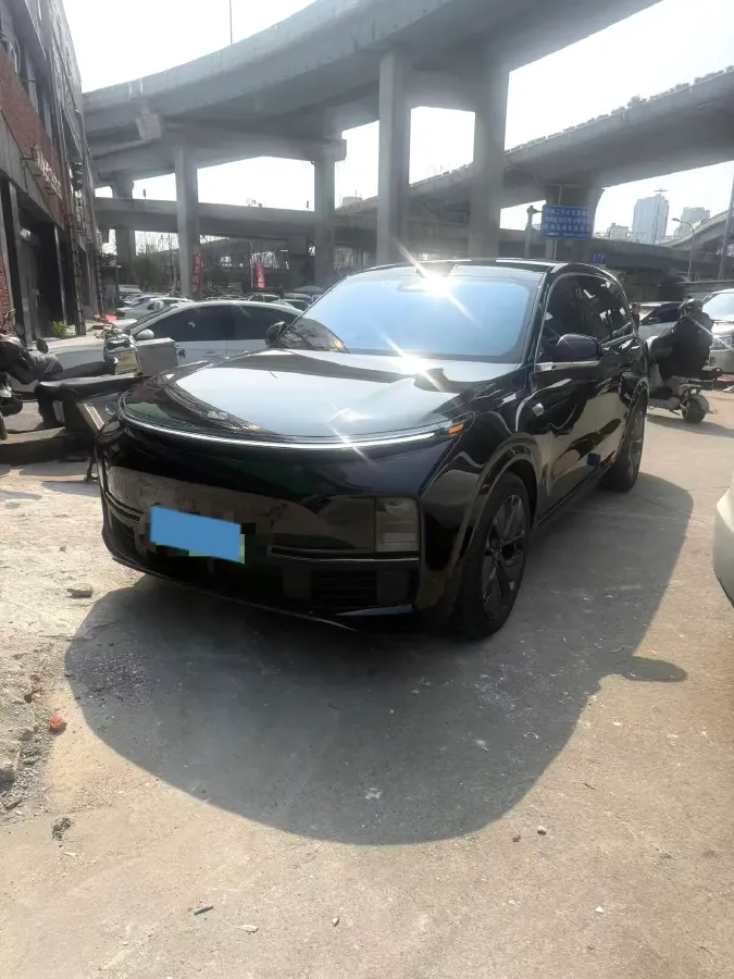 2024 Li L9 Range Extended 154HP REEV 52.3KWH,autocango,china used car exporter,china ev exporter,chinese used car exporter,chinese used ev exporter