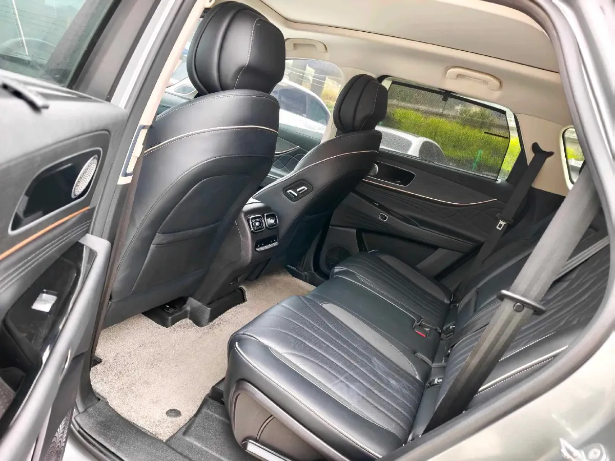 2023 Chery Tiggo 9 2.0T 261HP L4 8AT,autocango,china used car exporter,china ev exporter,chinese used car exporter,chinese used ev exporter