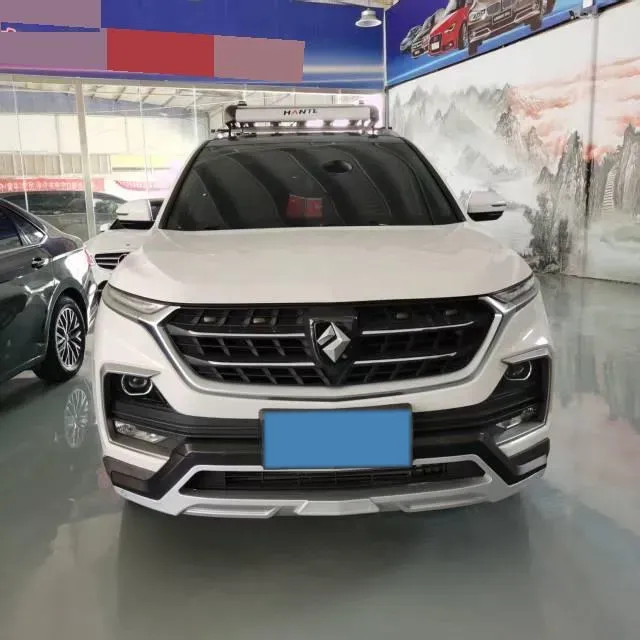 2018 BaoJun 530 1.5T 150HP L4 6MT,autocango,china used car exporter,china ev exporter,chinese used car exporter,chinese used ev exporter