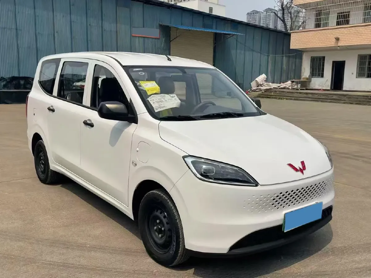 2025 WuLing HongGuang New Energy REEV 99HP REEV,autocango,china used car exporter,china ev exporter,chinese used car exporter,chinese used ev exporter