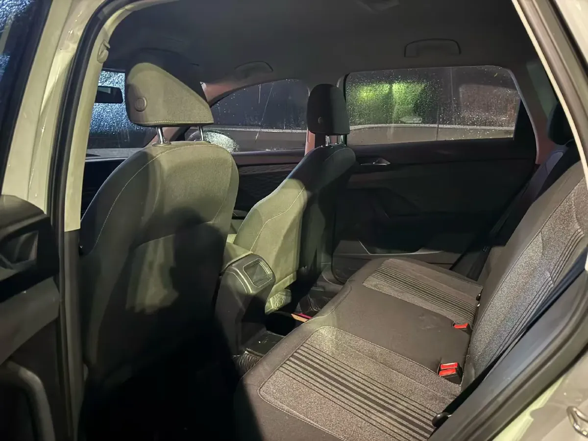 2021 Volkswagen Tharu 1.4T 150HP L4 7DCT,autocango,china used car exporter,china ev exporter,chinese used car exporter,chinese used ev exporter