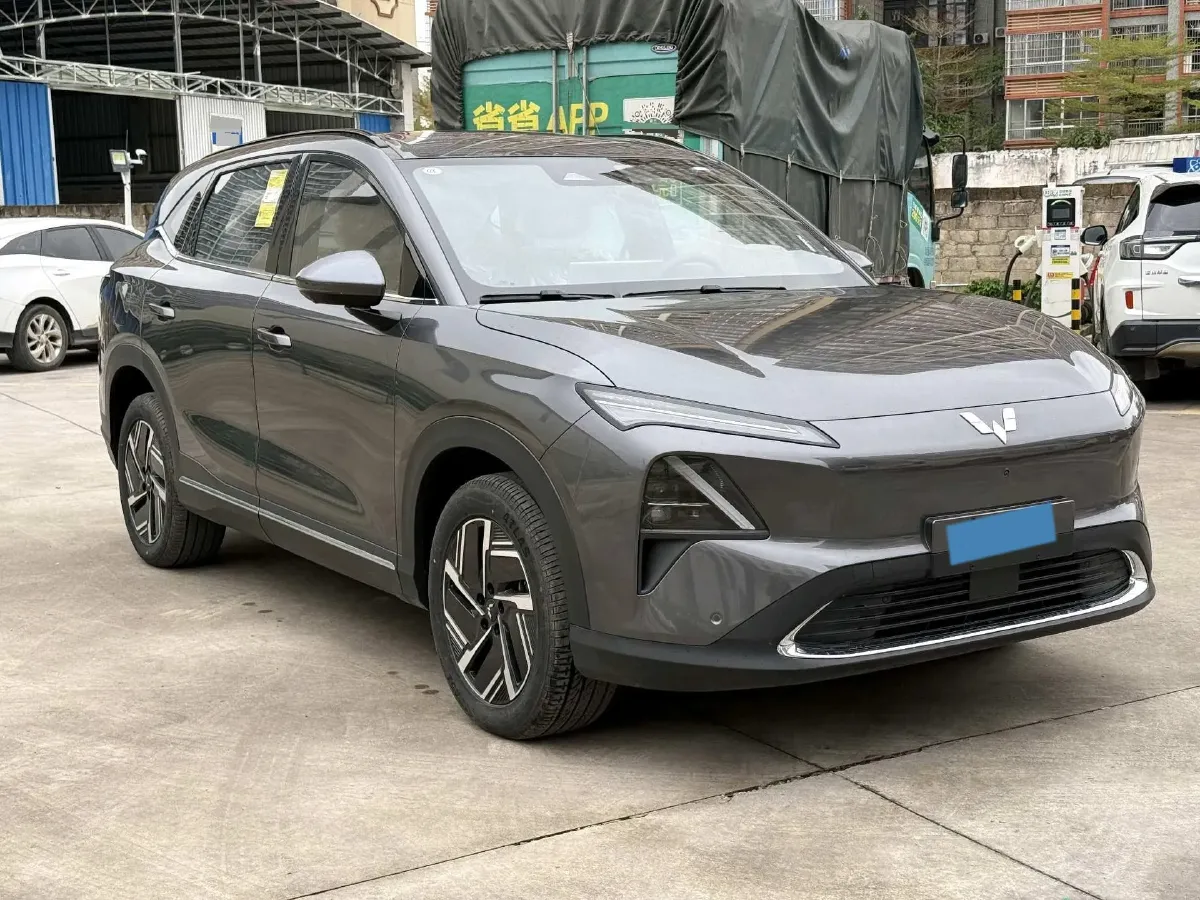 2024 WuLing XingGuangS 1.5L 106HP L4 E-CVT PHEV 20.5KWH,autocango,china used car exporter,china ev exporter,chinese used car exporter,chinese used ev exporter