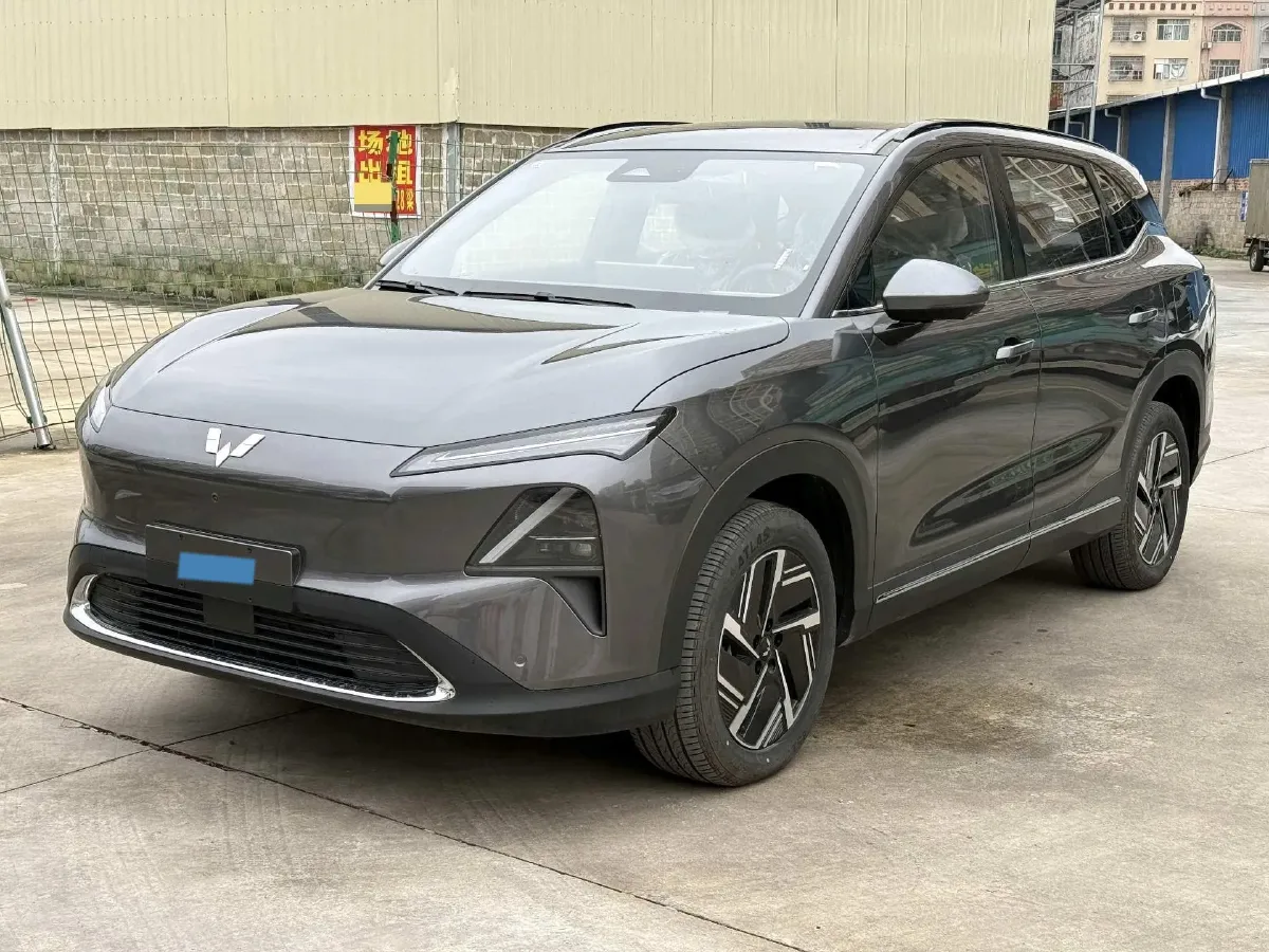 2024 WuLing XingGuangS 1.5L 106HP L4 E-CVT PHEV 20.5KWH,autocango,china used car exporter,china ev exporter,chinese used car exporter,chinese used ev exporter