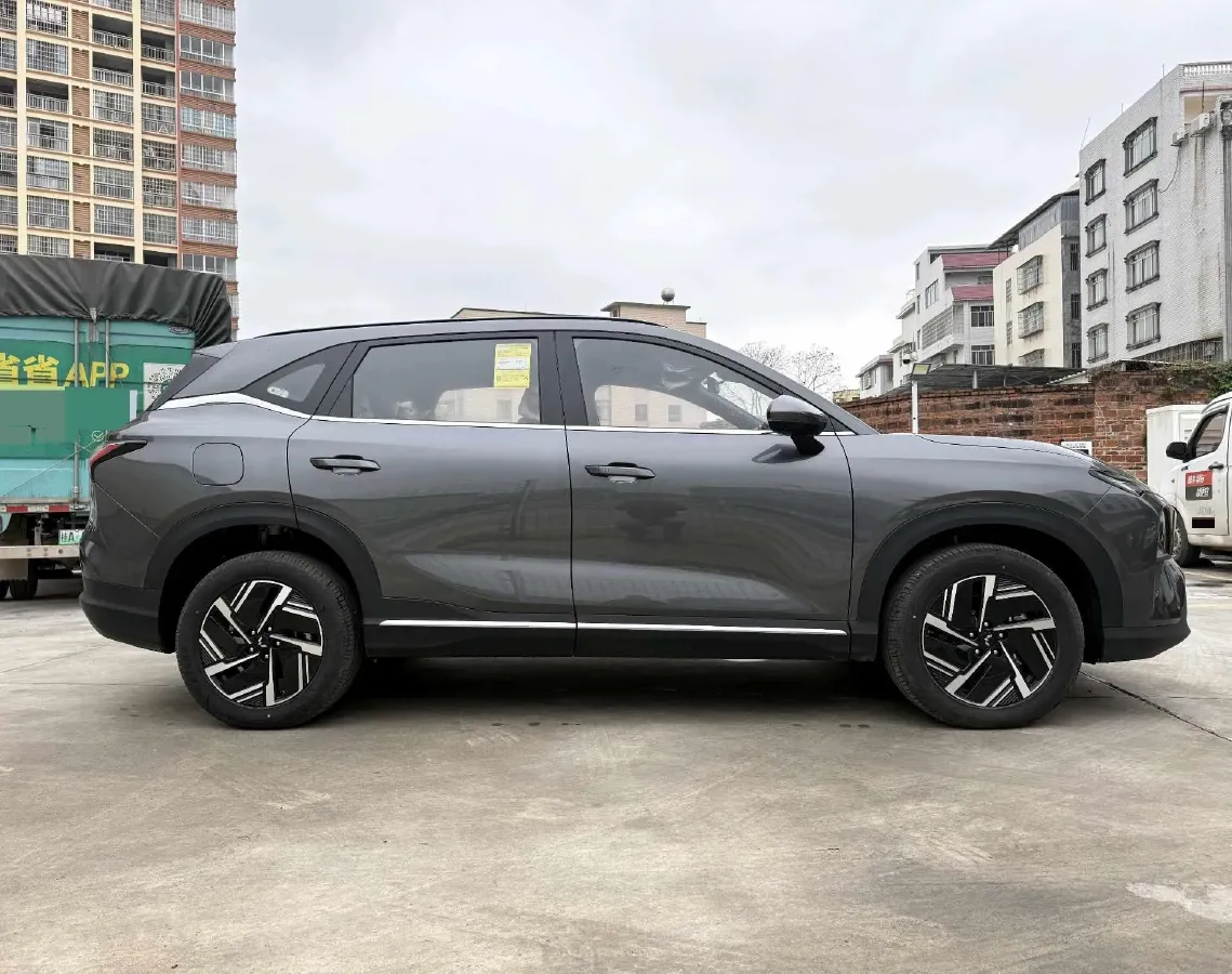2024 WuLing XingGuangS 1.5L 106HP L4 E-CVT PHEV 20.5KWH,autocango,china used car exporter,china ev exporter,chinese used car exporter,chinese used ev exporter