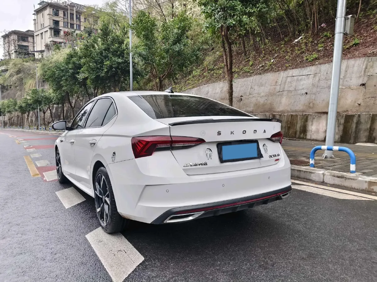 2021 Skoda Octavia 1.4T 150HP L4 7DCT,autocango,china used car exporter,china ev exporter,chinese used car exporter,chinese used ev exporter
