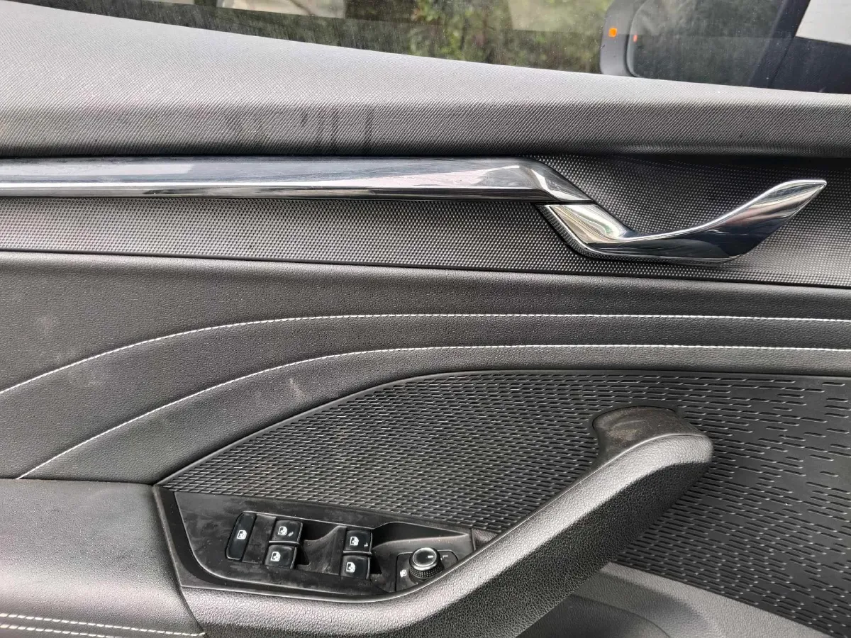 2021 Skoda Octavia 1.4T 150HP L4 7DCT,autocango,china used car exporter,china ev exporter,chinese used car exporter,chinese used ev exporter