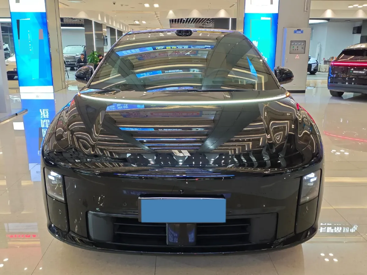 2025 Li i6 BEV,autocango,china used car exporter,china ev exporter,chinese used car exporter,chinese used ev exporter