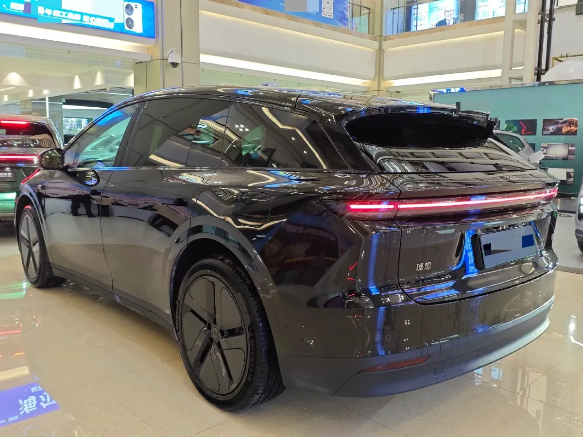 2025 Li i6 BEV,autocango,china used car exporter,china ev exporter,chinese used car exporter,chinese used ev exporter