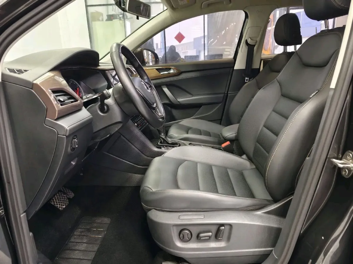 2021 Volkswagen Tharu 1.4T 150HP L4 7DCT,autocango,china used car exporter,china ev exporter,chinese used car exporter,chinese used ev exporter