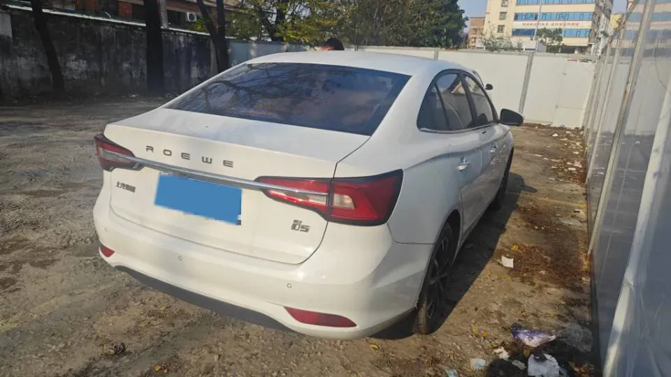 2019 Roewe i5 1.5L 120HP L4 CVT,autocango,china used car exporter,china ev exporter,chinese used car exporter,chinese used ev exporter