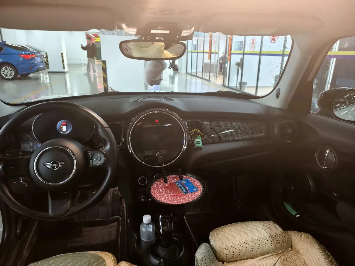 2022 Mercedes-Benz A Class 1.3T 163HP L4 7DCT,autocango,china used car exporter,china ev exporter,chinese used car exporter,chinese used ev exporter