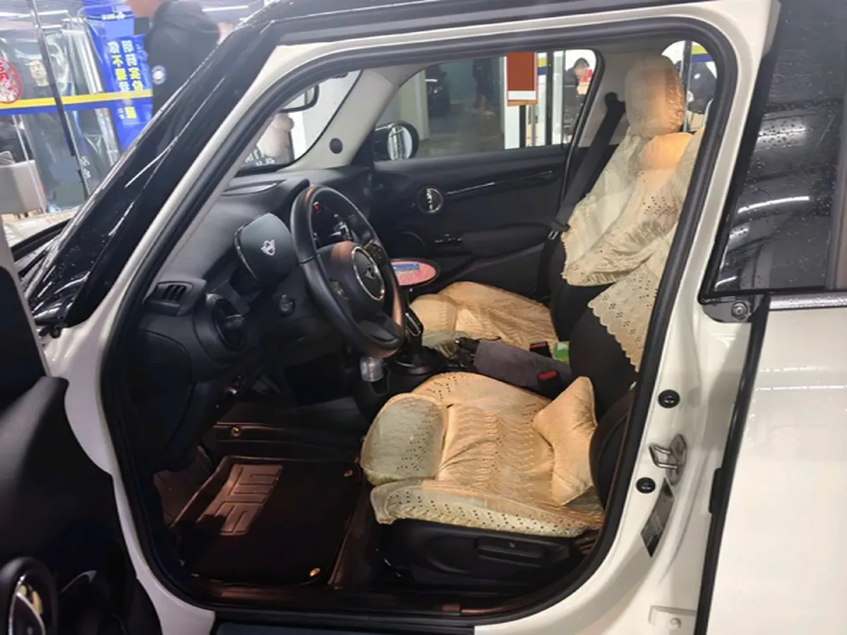 2022 Mercedes-Benz A Class 1.3T 163HP L4 7DCT,autocango,china used car exporter,china ev exporter,chinese used car exporter,chinese used ev exporter