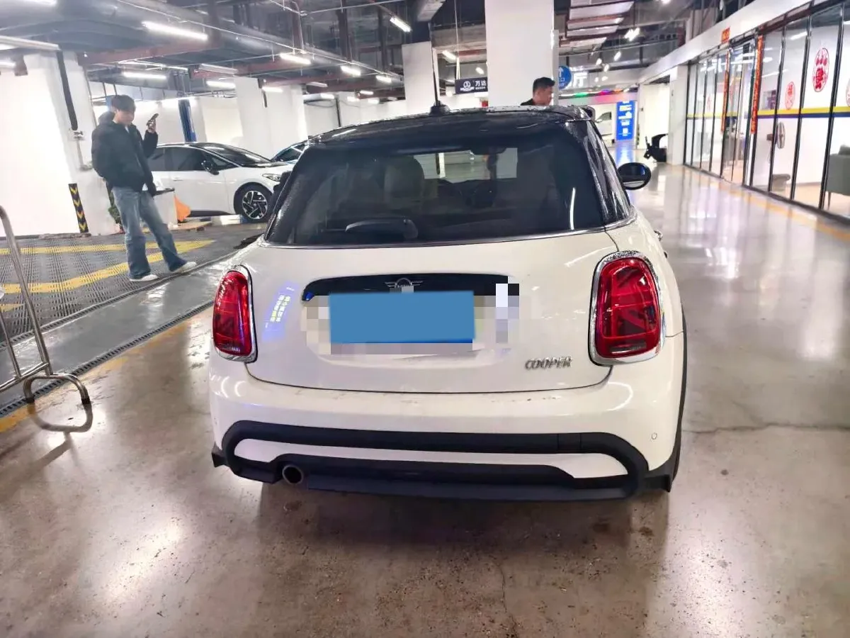 2022 Mercedes-Benz A Class 1.3T 163HP L4 7DCT,autocango,china used car exporter,china ev exporter,chinese used car exporter,chinese used ev exporter