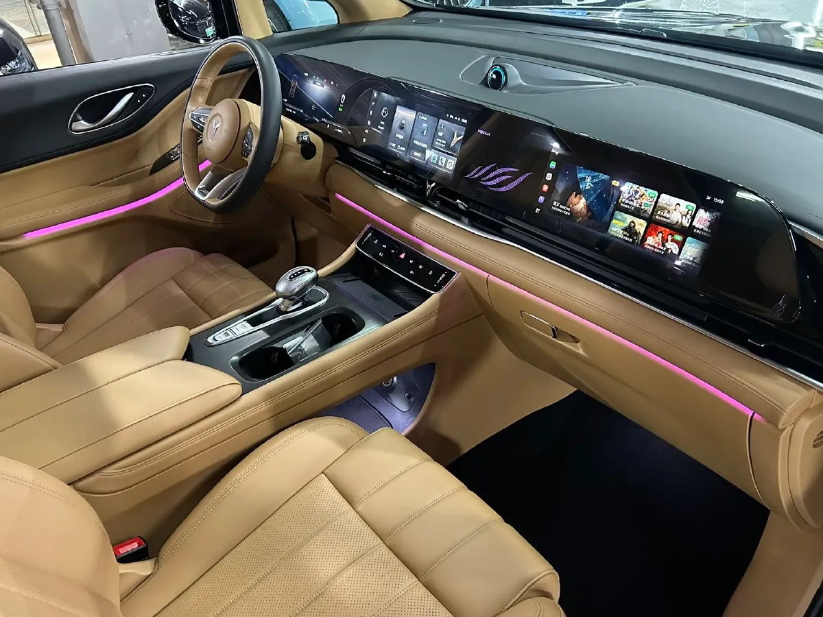 2022 Voyah Dream BEV 108.7KWH,autocango,china used car exporter,china ev exporter,chinese used car exporter,chinese used ev exporter