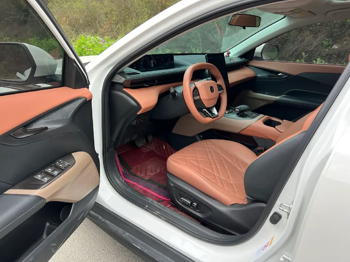 2024 ChangAn Eado 1.5T 170HP L4 7DCT,autocango,china used car exporter,china ev exporter,chinese used car exporter,chinese used ev exporter