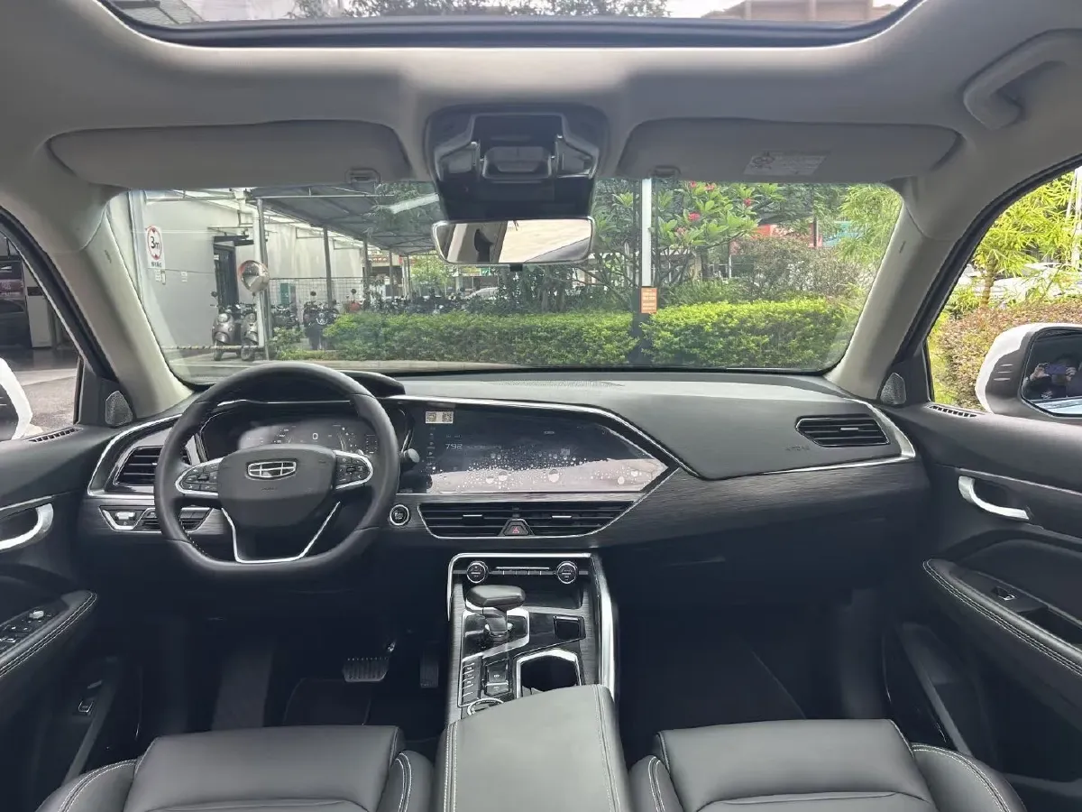 2020 Roewe RX5 1.5T 169HP L4 AMT PHEV 11.1KWH,autocango,china used car exporter,china ev exporter,chinese used car exporter,chinese used ev exporter