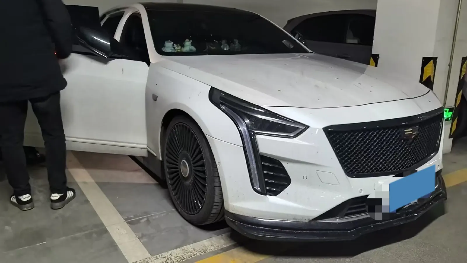 2019 Cadillac CT6 2.0T 241HP L4 10AT,autocango,china used car exporter,china ev exporter,chinese used car exporter,chinese used ev exporter