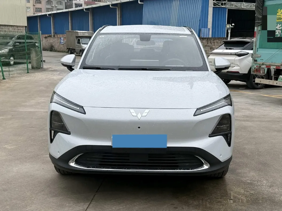 2025 WuLing XingGuangS 1.5L 106HP L4 E-CVT PHEV,autocango,china used car exporter,china ev exporter,chinese used car exporter,chinese used ev exporter