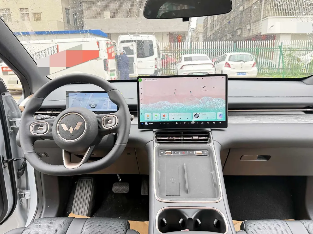 2025 WuLing XingGuangS 1.5L 106HP L4 E-CVT PHEV,autocango,china used car exporter,china ev exporter,chinese used car exporter,chinese used ev exporter