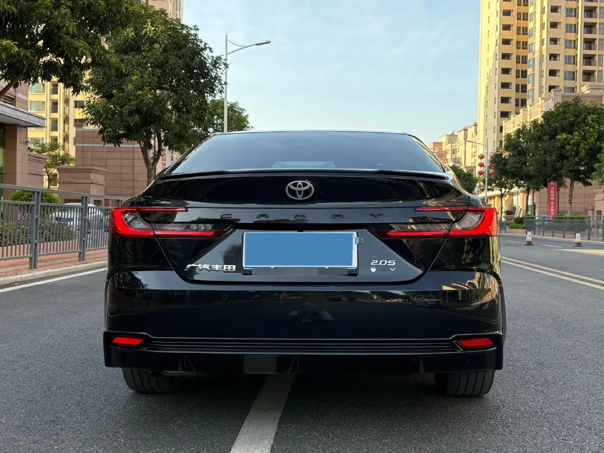 2024 Toyota Camry 2.0L 152HP L4 E-CVT Hybrid,autocango,china used car exporter,china ev exporter,chinese used car exporter,chinese used ev exporter