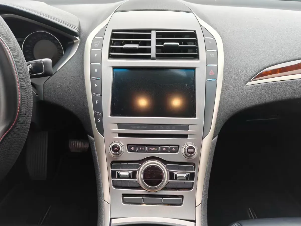 2018 Lincoln MKZ 2.0T 203HP L4 6AT,autocango,china used car exporter,china ev exporter,chinese used car exporter,chinese used ev exporter